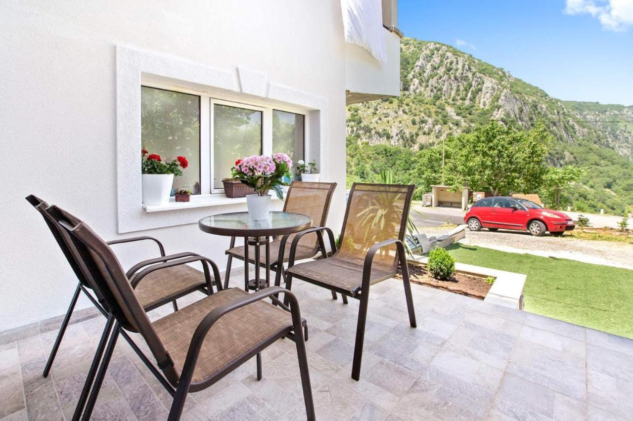 Apartmani Vasilije Kotor Zewnętrze zdjęcie